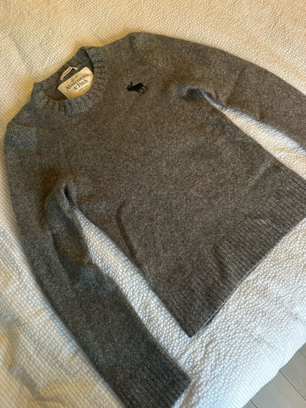 Abercrombie & Fitch 100% Wool Heather Grey Sweater Top Size S